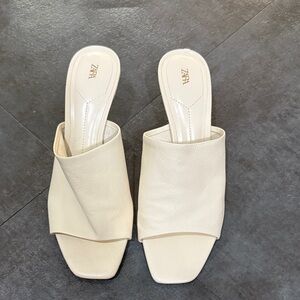 Zara Off-White Women's heels